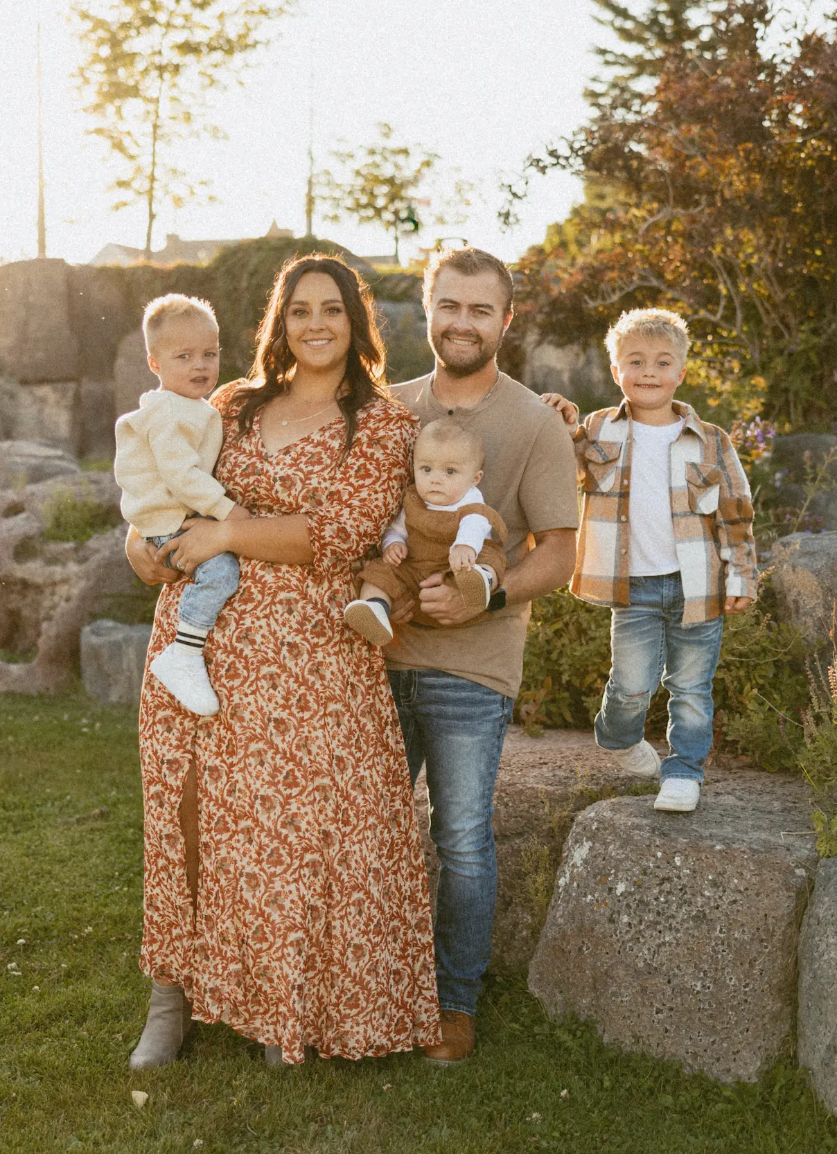 B’s Portables Kyler Hope with Family (1) B's Portables Kyler Hope with Family ()